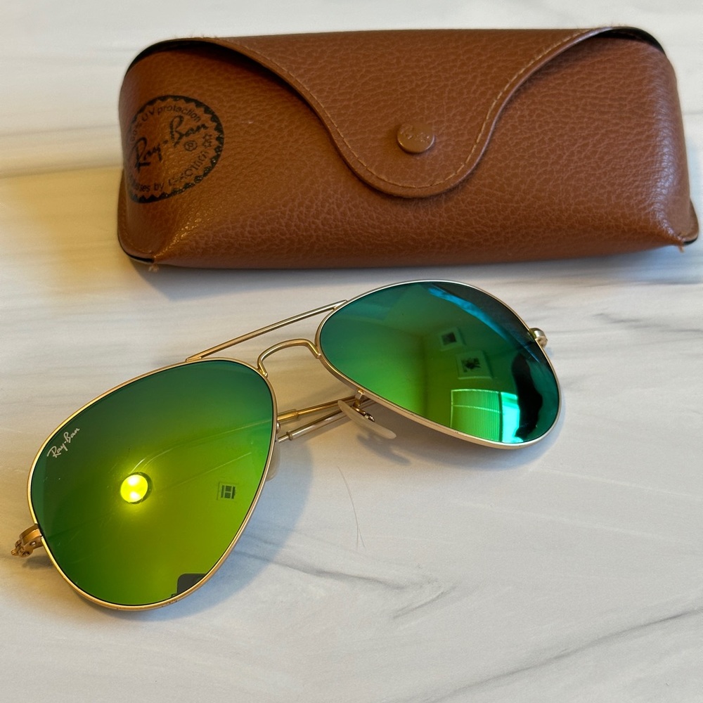 Ray-Ban Aviator Flash- Gold and Green. seize Large
